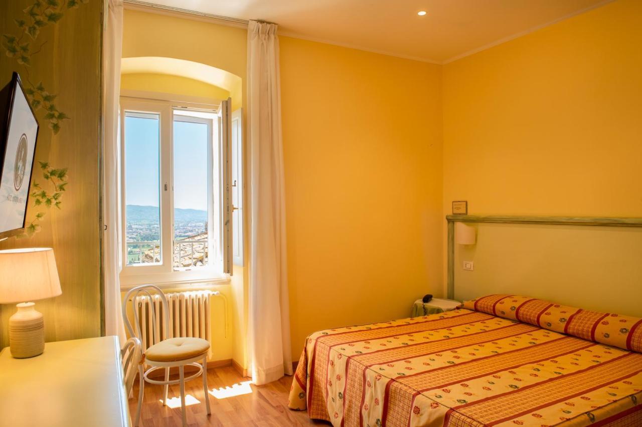 Hotel Minerva Assisi Esterno foto