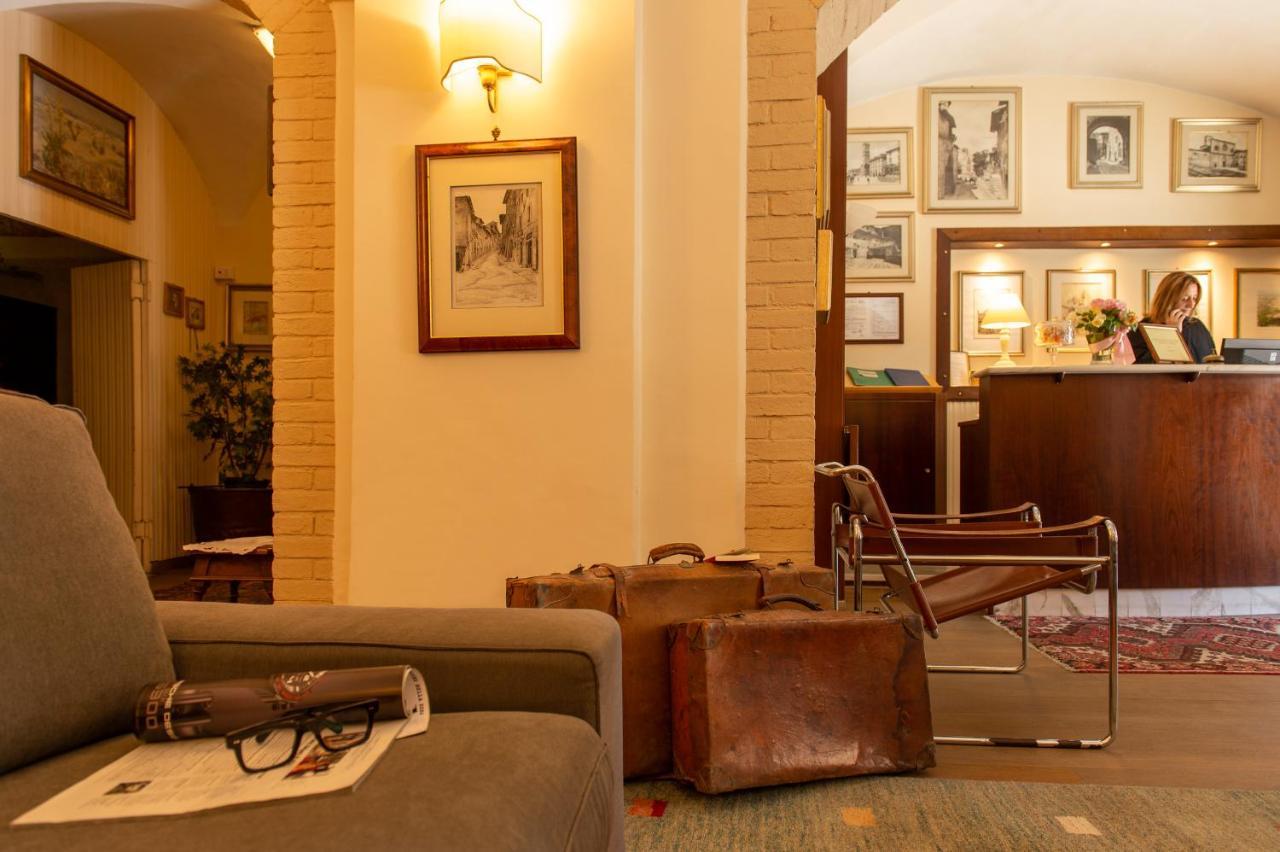 Hotel Minerva Assisi Esterno foto
