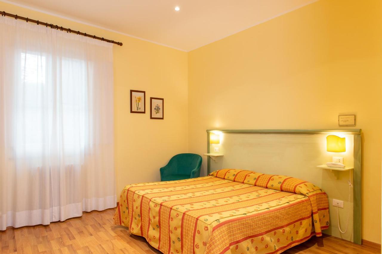 Hotel Minerva Assisi Esterno foto