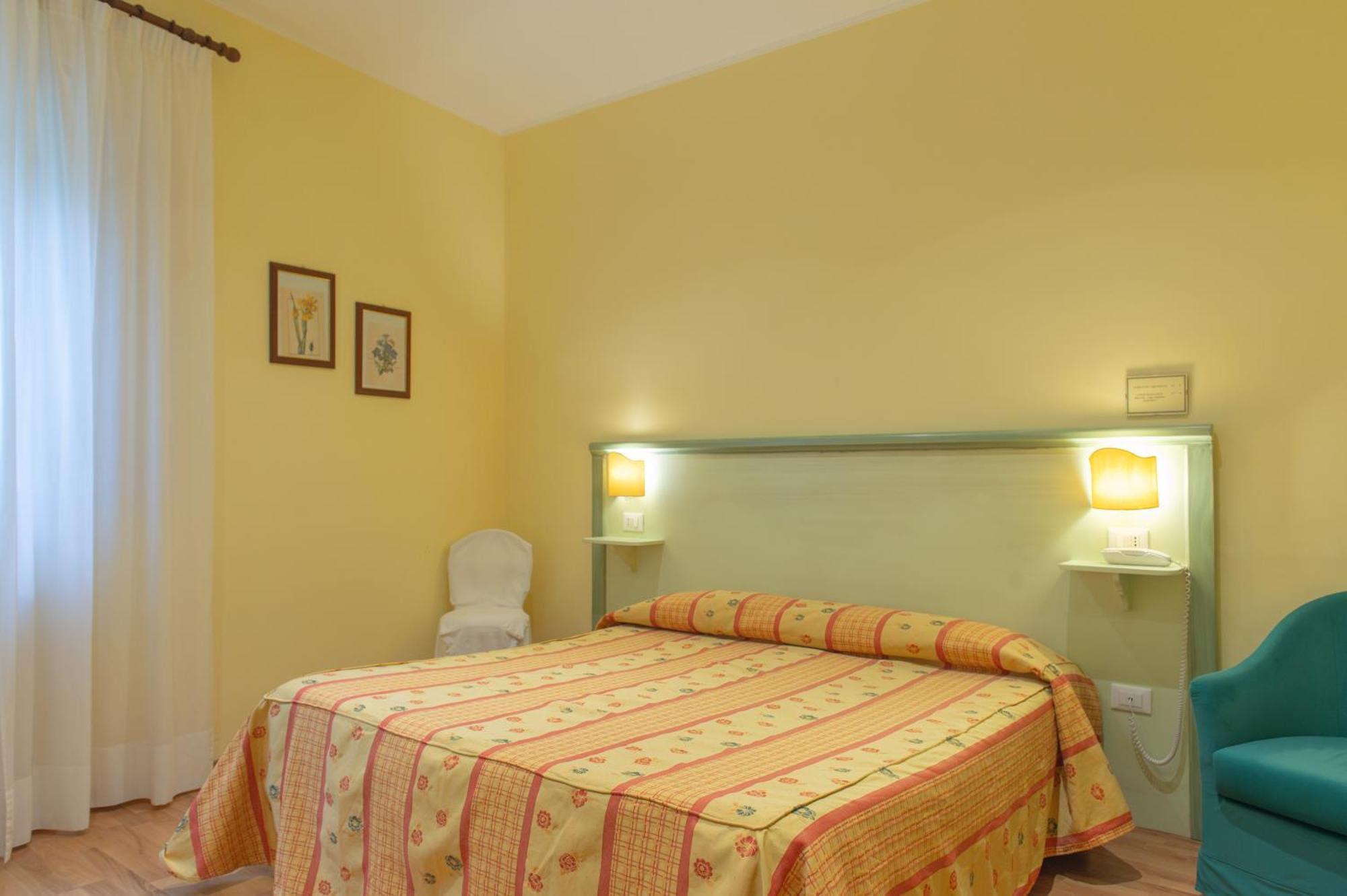 Hotel Minerva Assisi Esterno foto