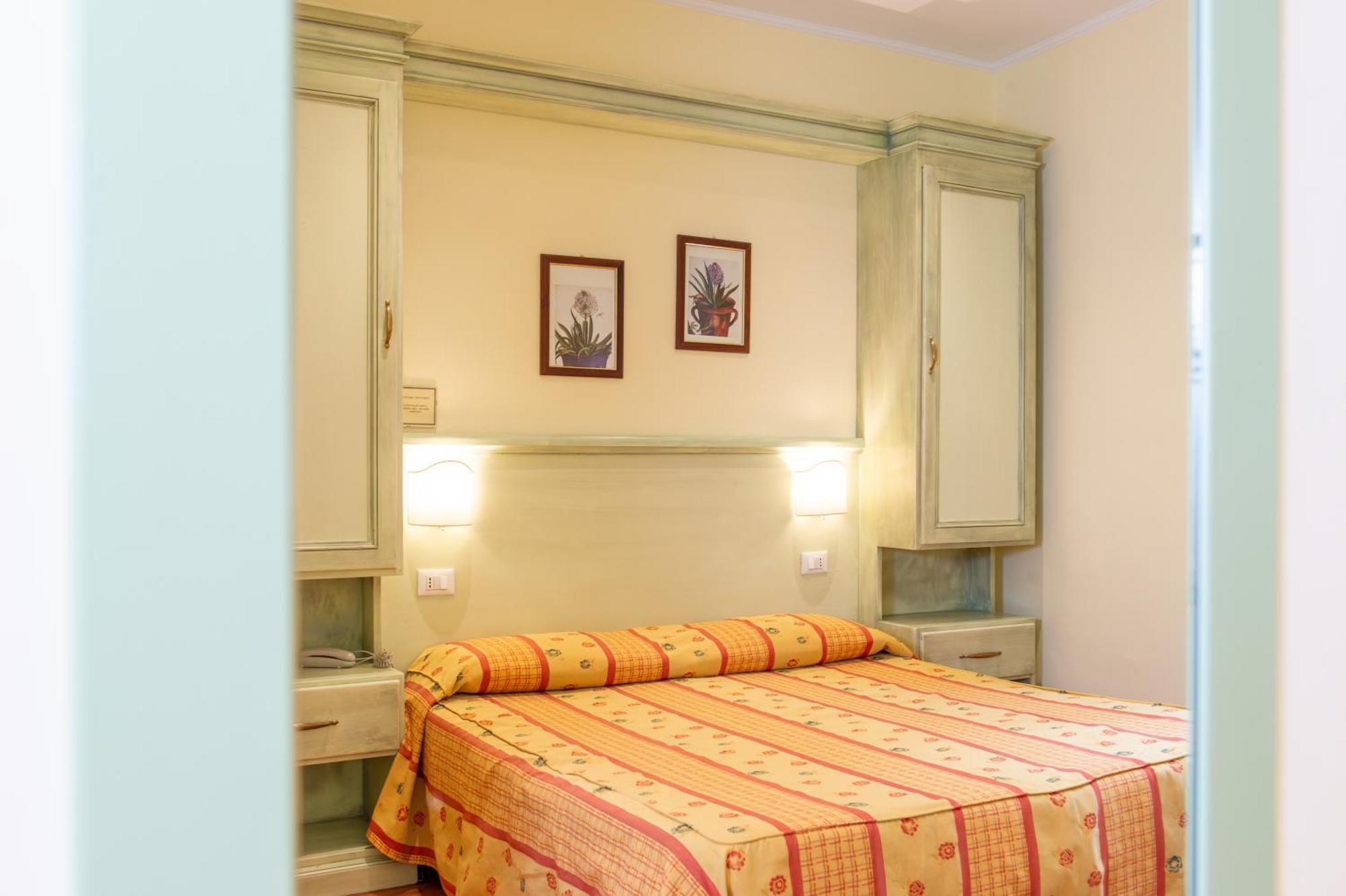 Hotel Minerva Assisi Esterno foto